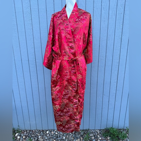 Red Asian Style Wrap Robe - Picture 1 of 10